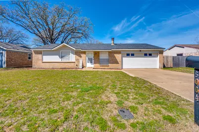 5004 Celtic Drive, Arlington, TX 76017 - Photo 2