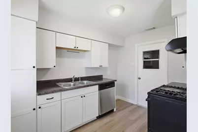 2816 Winslow Street, Irving, TX 75062 - Photo 8