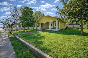 311 W Spring St, Weatherford, TX 76086 - Photo 1