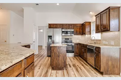 10805 Columbia Drive, Frisco, TX 75035 - Photo 2