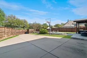 2013 Covey Glen Rd, McKinney, TX 75072 - Photo 6