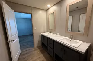 380 Valley Ridge Dr, Bridgeport, TX 76426 - Photo 24