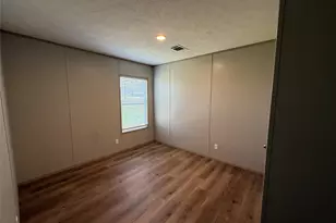 380 Valley Ridge Dr, Bridgeport, TX 76426 - Photo 14