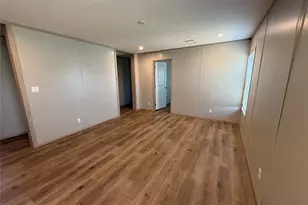 380 Valley Ridge Dr, Bridgeport, TX 76426 - Photo 18