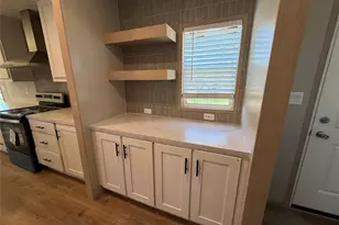 380 Valley Ridge Dr, Bridgeport, TX 76426 - Photo 10