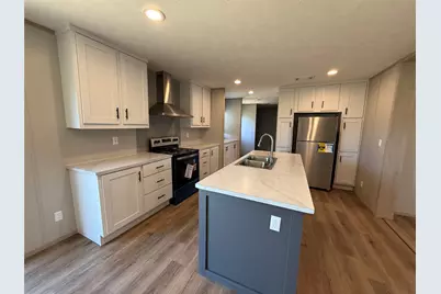 380 Valley Ridge Drive, Bridgeport, TX 76426 - Photo 6