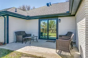 2924 Scenic Dr, Grapevine, TX 76051 - Photo 6