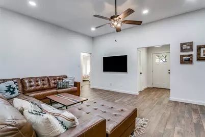 2924 Scenic Drive, Grapevine, TX 76051 - Photo 18