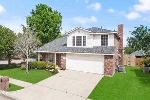 7230 Hillshire Ln, Sachse, TX 75048 - Photo 4