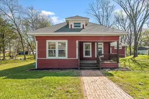 110 English St, Mount Vernon, TX 75457 - Photo 2