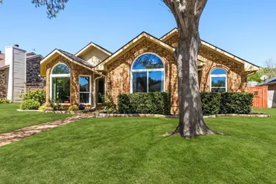 1315 Blue Jay Drive, Lewisville, TX 75077 - Photo 2