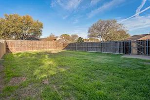 210 Sendero Dr, Waxahachie, TX 75165 - Photo 32