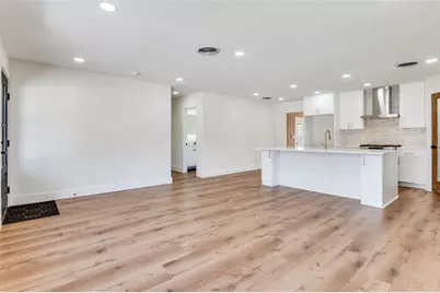 1542 W 5th Street, Irving, TX 75060 - Photo 4