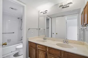 2535 Wedglea Dr, Dallas, TX 75211 - Photo 20