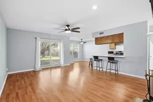 2535 Wedglea Dr, Dallas, TX 75211 - Photo 2