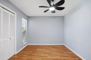 2535 Wedglea Dr, Dallas, TX 75211 - Photo 12