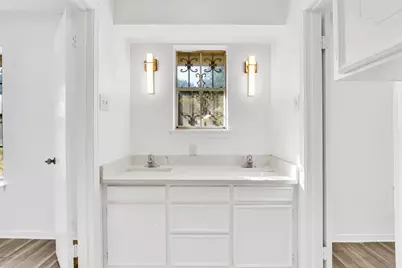 7027 Hunnicut Road, Dallas, TX 75227 - Photo 10