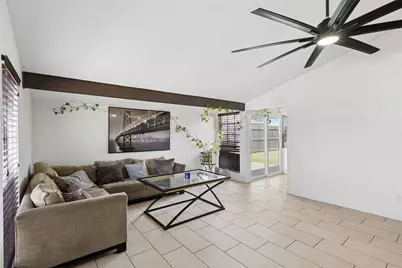 1905 Montana Trail, Grand Prairie, TX 75052 - Photo 4
