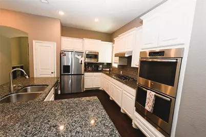 705 Fenceline Drive, Argyle, TX 76226 - Photo 4