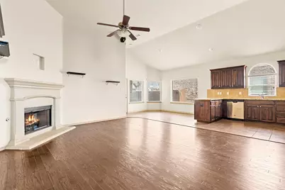 6669 Friendsway Drive, Fort Worth, TX 76137 - Photo 4