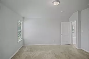 1827 College St, Greenville, TX 75401 - Photo 14