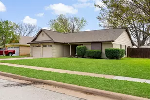 3028 Oak Valley Dr, Bedford, TX 76021 - Photo 1