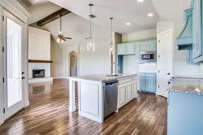 302 Oar Wood Drive, Granbury, TX 76049 - Photo 1