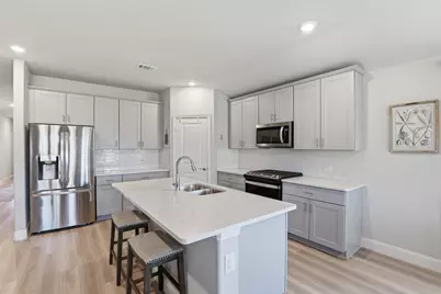 10624 Copeland Lane, Fort Worth, TX 76126 - Photo 8