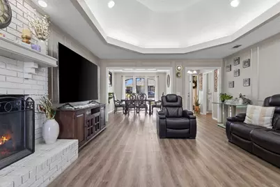 1507 Sugar Creek Drive, Carrollton, TX 75007 - Photo 4