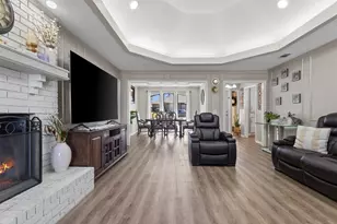 1507 Sugar Creek Dr, Carrollton, TX 75007 - Photo 4