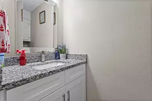 1507 Sugar Creek Dr, Carrollton, TX 75007 - Photo 20