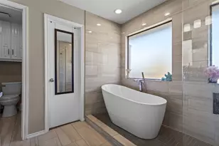 1507 Sugar Creek Dr, Carrollton, TX 75007 - Photo 14