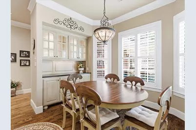 809 Lake Breeze Drive, Highland Village, TX 75077 - Photo 10