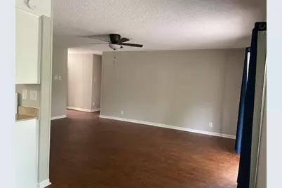 1013 SE 3rd Street, Grand Prairie, TX 75051 - Photo 4
