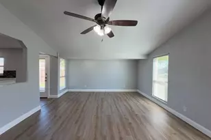 8917 Vernon Dr, Rowlett, TX 75088 - Photo 4