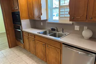 6025 Wrigley Way, Fort Worth, TX 76133 - Photo 18