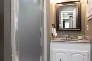 10011 Hickory Crossing, Dallas, TX 75243 - Photo 24