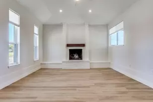 1242 Delores Dr, Garland, TX 75040 - Photo 2