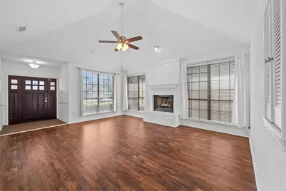 1205 Olde Town Drive, Irving, TX 75061 - Photo 2