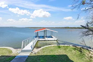 707 Marco Dr, Runaway Bay, TX 76426 - Photo 2