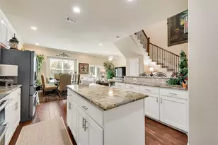 1217 Summerset Ln, Burleson, TX 76028 - Photo 8