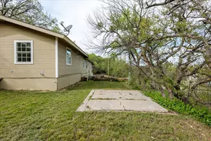 617 NW 9th St, Mineral Wells, TX 76067 - Photo 36