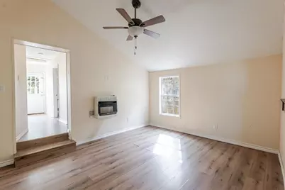 617 NW 9th Street, Mineral Wells, TX 76067 - Photo 10