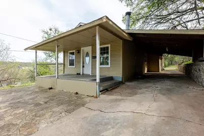 617 NW 9th Street, Mineral Wells, TX 76067 - Photo 1