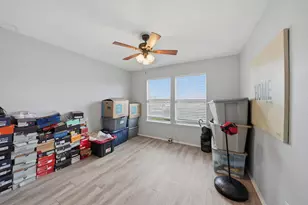 2458 Manchester Ln, Lancaster, TX 75134 - Photo 16