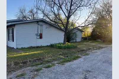 1417 Oliver Street, Weatherford, TX 76086 - Photo 2