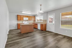 2045 Hanakoa Falls Dr, Anna, TX 75409 - Photo 8