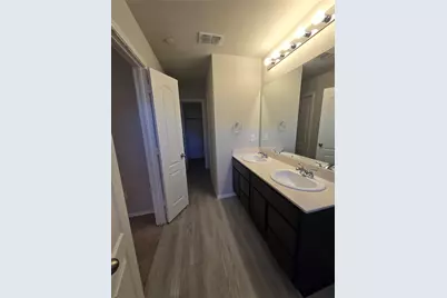 3931 Hometown Boulevard, Heartland, TX 75126 - Photo 8