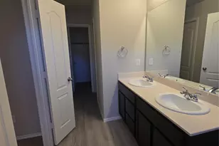 3931 Hometown Blvd, Heartland, TX 75126 - Photo 8