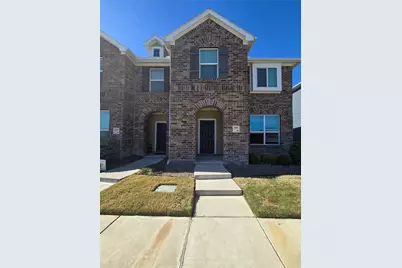 3931 Hometown Boulevard, Heartland, TX 75126 - Photo 1